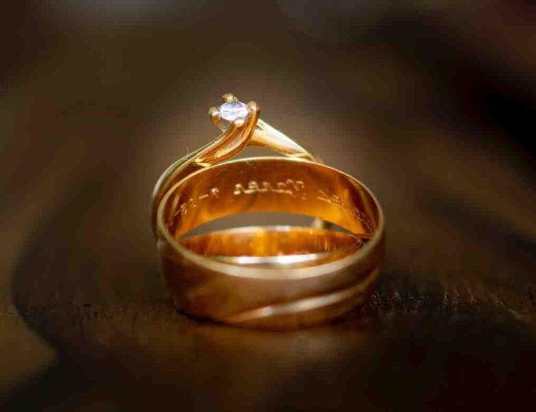 How many weapons does Elden Ring have?