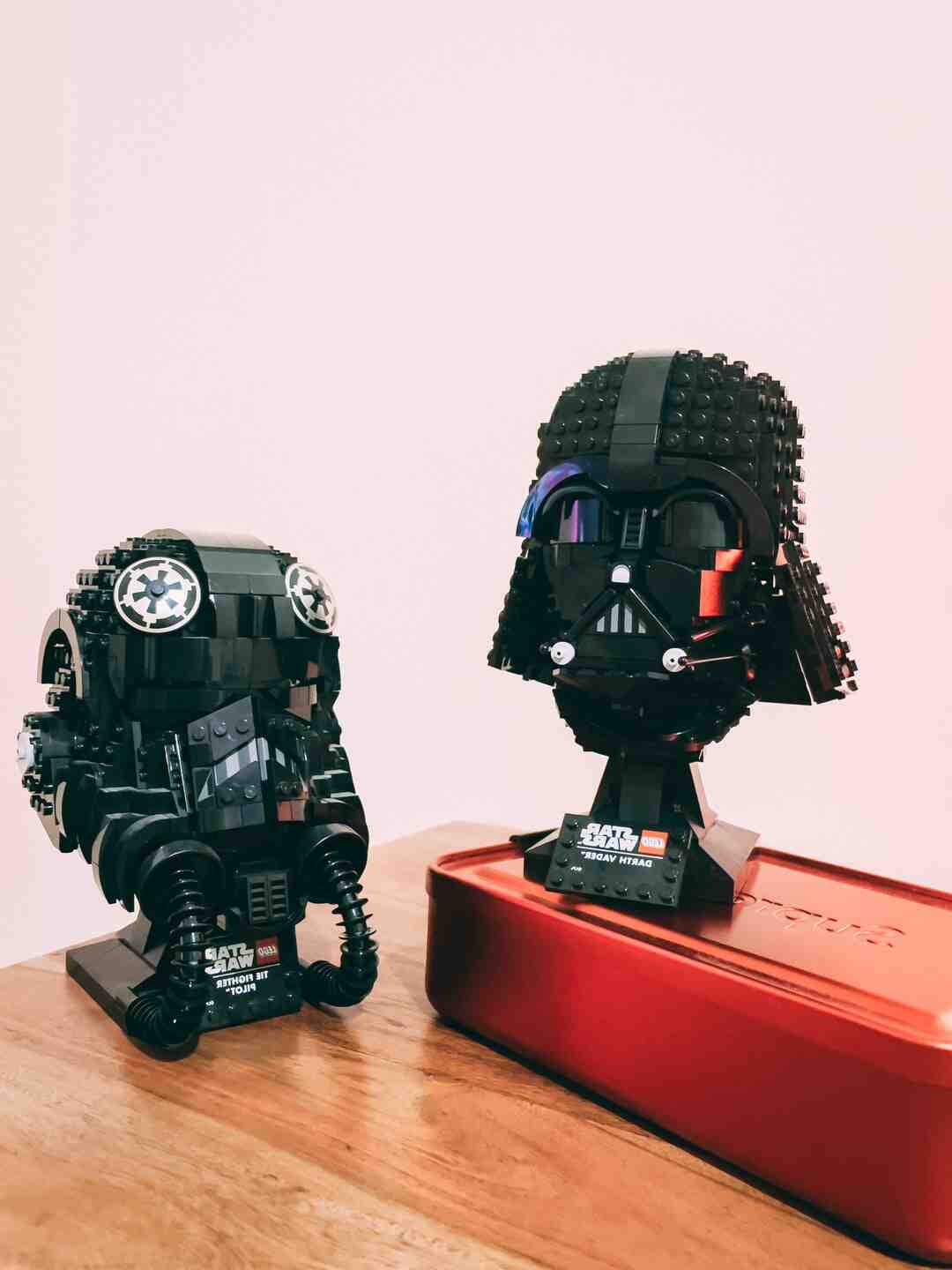 Quel est le tout premier Lego Star Wars ?