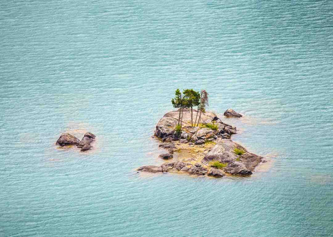 Does Diablo Immortal work on iPhone 7?