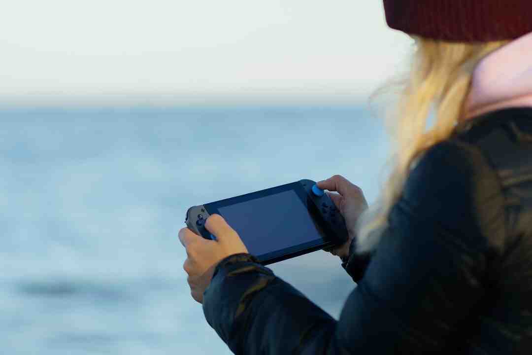 How do I stream poker on Twitch?