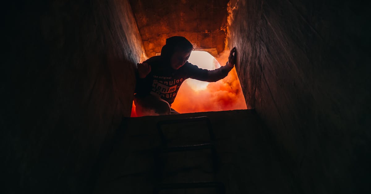 explorez les secrets d'une mystérieuse grotte et plongez dans un univers fascinant, rempli de légendes et de découvertes inattendues. idéal pour les passionnés d'aventure et d'exploration souterraine.