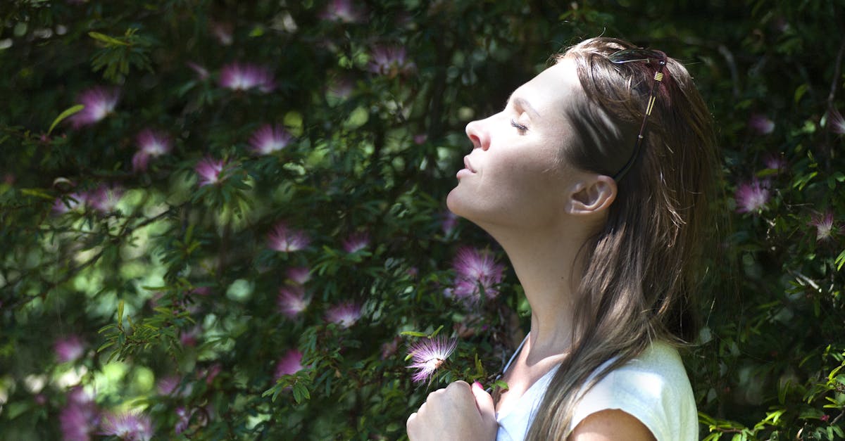 découvrez les bienfaits de la mindfulness pour vivre pleinement l'instant présent, réduire le stress et améliorer votre bien-être au quotidien.