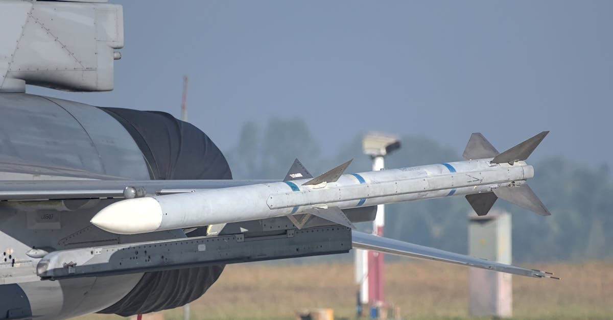 découvrez nos réserves de missiles : stock stratégique, gestion efficace des armements et préparation optimale pour la défense.