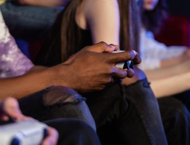 Vivre des nuits inoubliables sans même maîtriser les règles : l&rsquo;engouement incroyable autour du jeu de…