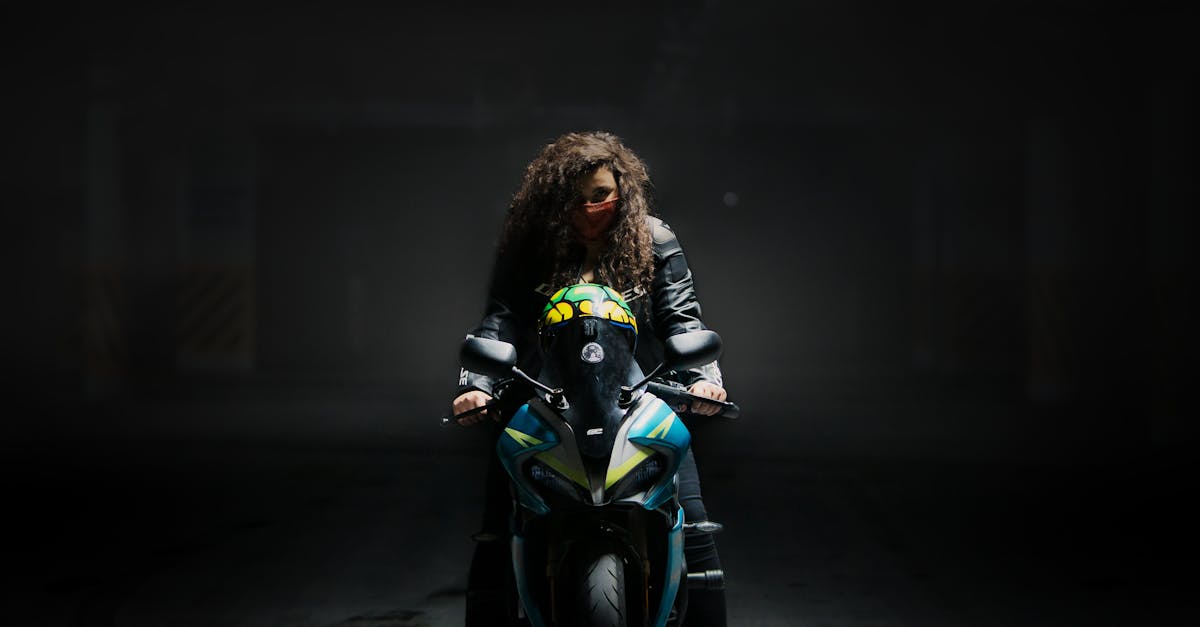 découvrez hidden rider 2, un jeu palpitant mêlant action et aventure où vous incarnez un mystérieux motard prêt à relever tous les défis.