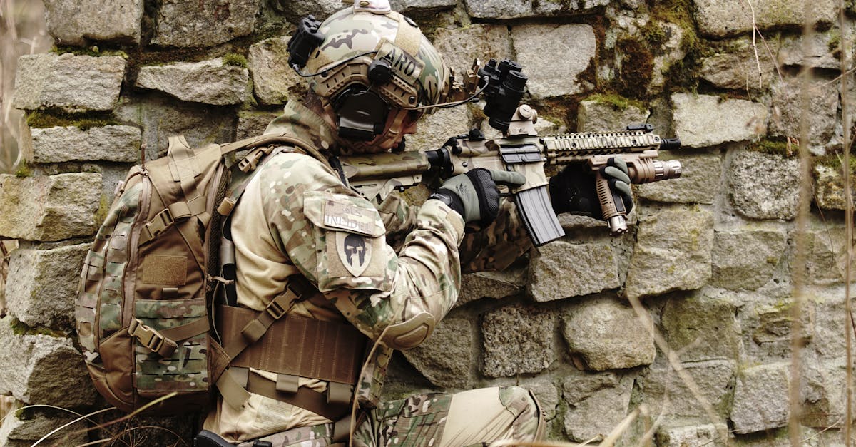découvrez les stratégies de survie militaire essentielles pour faire face aux situations extrêmes, développer vos compétences tactiques et assurer votre sécurité en milieu hostile.