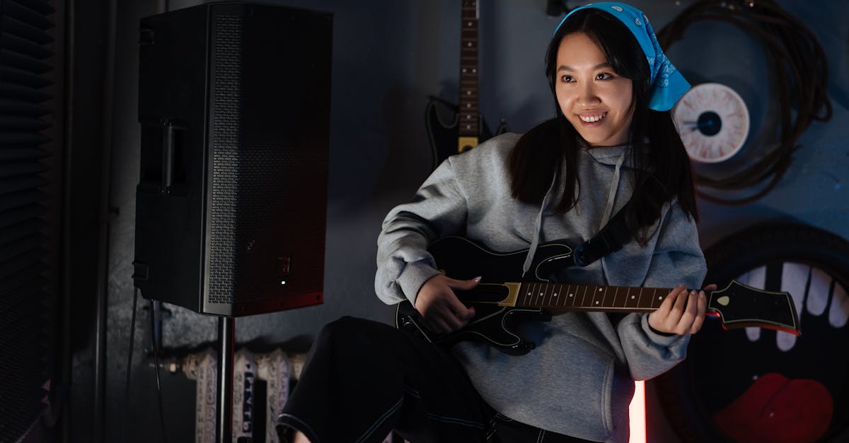 découvrez l'univers envoûtant de la musique de jeux vidéo, ses compositeurs célèbres et les bandes-son qui ont marqué l'histoire du gaming.