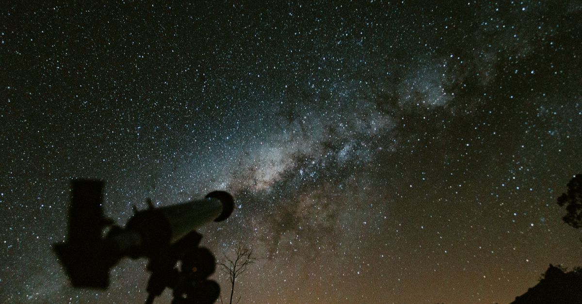 découvrez l'exploration cosmique : plongez au cœur de l'univers, ses mystères et ses découvertes fascinantes.