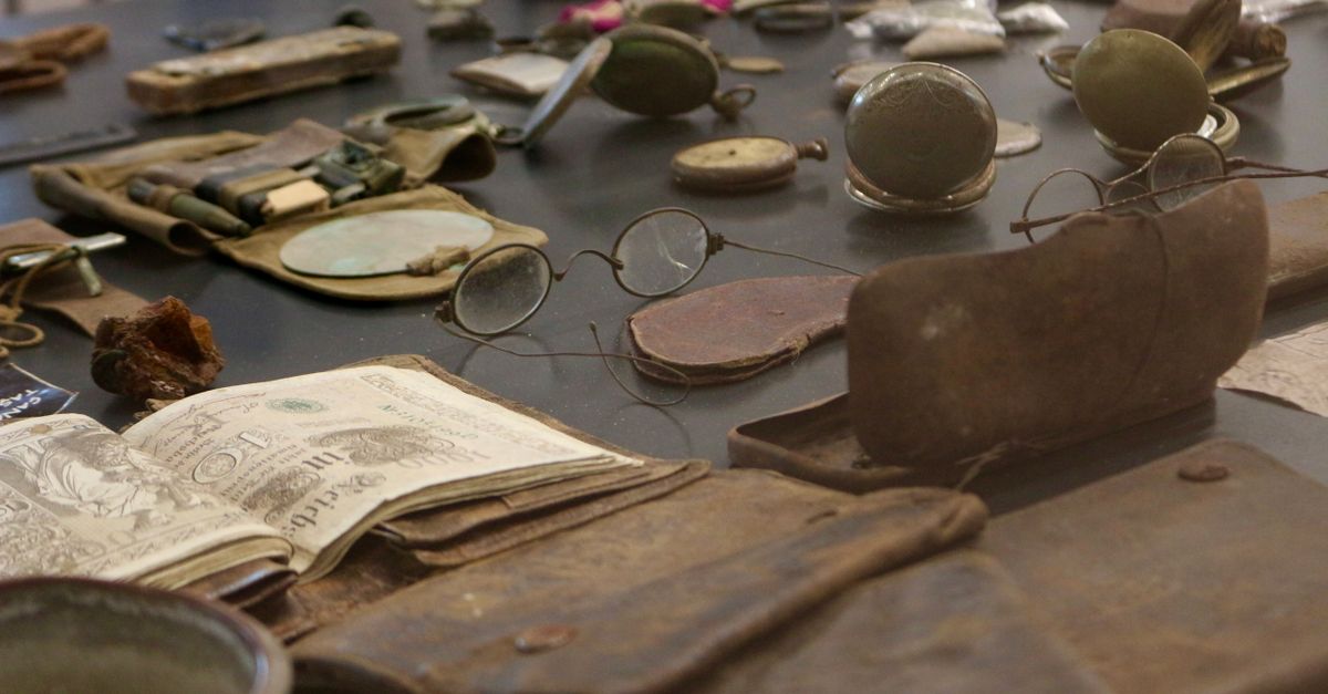 explorez l'histoire fascinante qui façonne notre monde, des civilisations anciennes aux événements marquants du passé.
