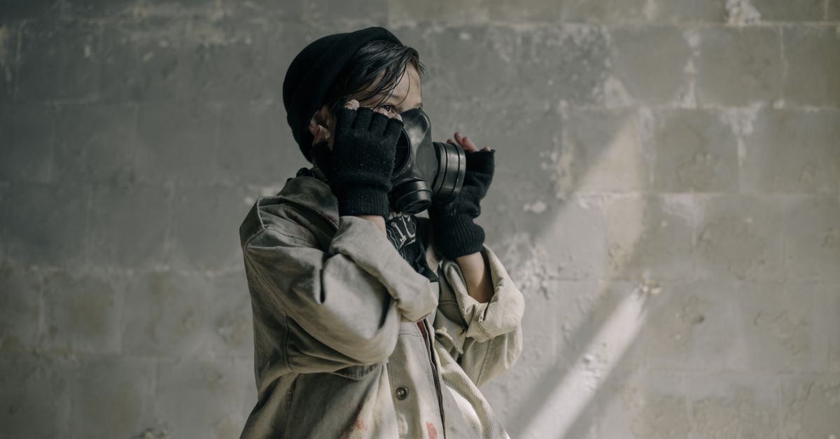 découvrez un jeu de survie en monde ouvert où chaque décision compte pour explorer, collecter des ressources, et affronter des défis dans un environnement dynamique et immersif.