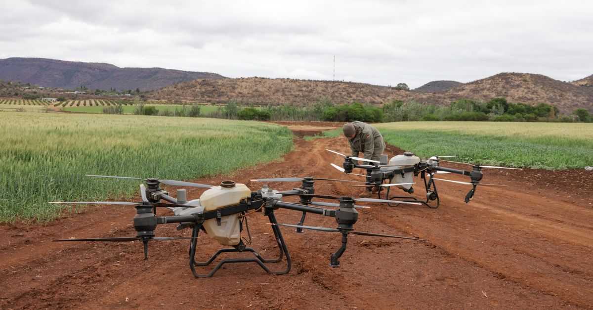 découvrez comment les données de pokémon go sont utilisées dans les drones militaires, alliant technologie de jeu et applications de défense avancées.
