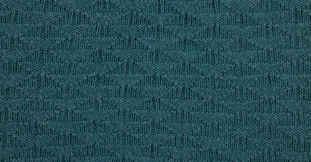 découvrez notre tissu sergé de haute qualité, idéal pour la confection de vêtements durables et élégants. parfait pour tous vos projets de mode et décoration.