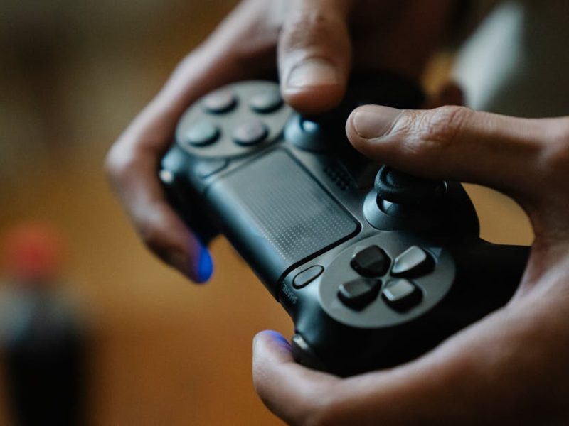 Ce jeu méconnu détesté par la critique, mais à moins de 10€ sur Steam, je vous explique pourquoi je l’adore