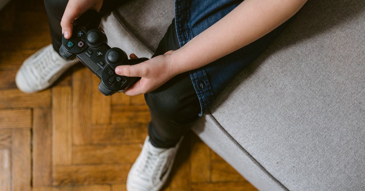 découvrez les risques pour la santé liés aux jeux vidéo et comment les prévenir pour profiter d'une expérience de jeu sûre et équilibrée.