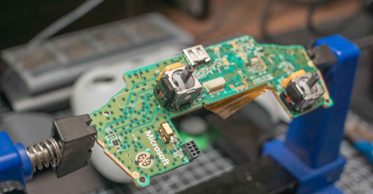 découvrez comment les récents licenciements chez microsoft impactent la transformation stratégique de la division xbox et l'avenir du gaming.