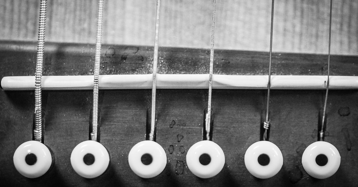 découvrez le contrôle résonant, une technique avancée pour améliorer la stabilité et la performance des systèmes dynamiques en traitement du signal et électronique.