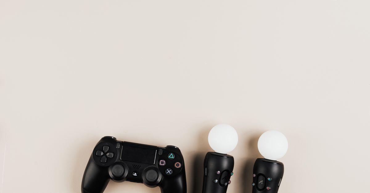 découvrez comment les jeux vidéo intègrent les cryptomonnaies pour révolutionner l'expérience des joueurs avec des achats sécurisés, des récompenses numériques uniques et une économie virtuelle innovante.